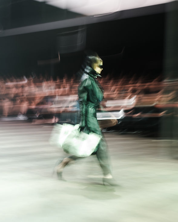 sabrinakulhankova.photography - -47.Lit. Show.jpg