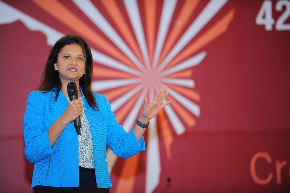 YaminiVirani Photo11-okpicturegreatcolor