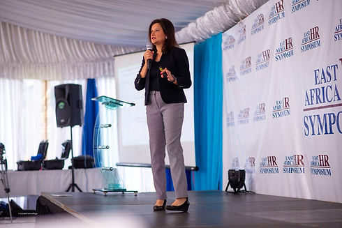 YaminiVirani Photo6 on stage.jpg