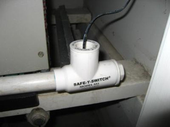 Float Switches in HVAC Systems: What They Are, How They Work, and Why ...