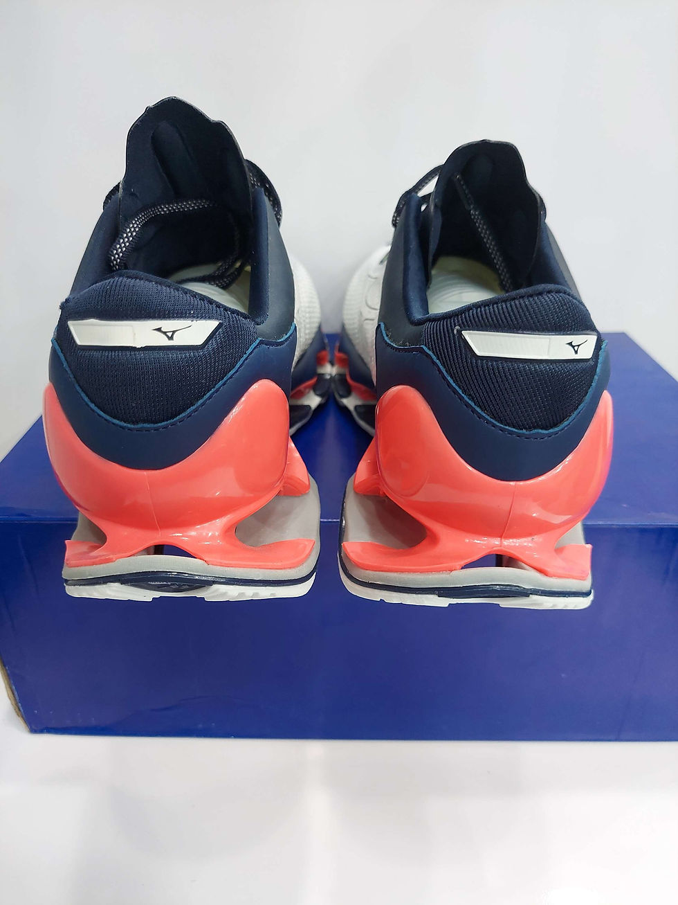 Miniatura: Mizuno Wave Prophecy 12