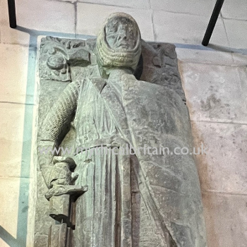 stone effigy of a knight