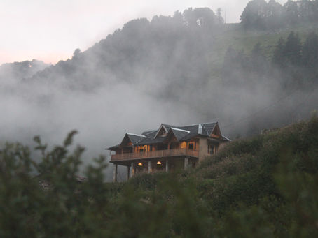 Romantic Escape In India: 7 Dreamy Cabins & Cottages Perfect For Couples