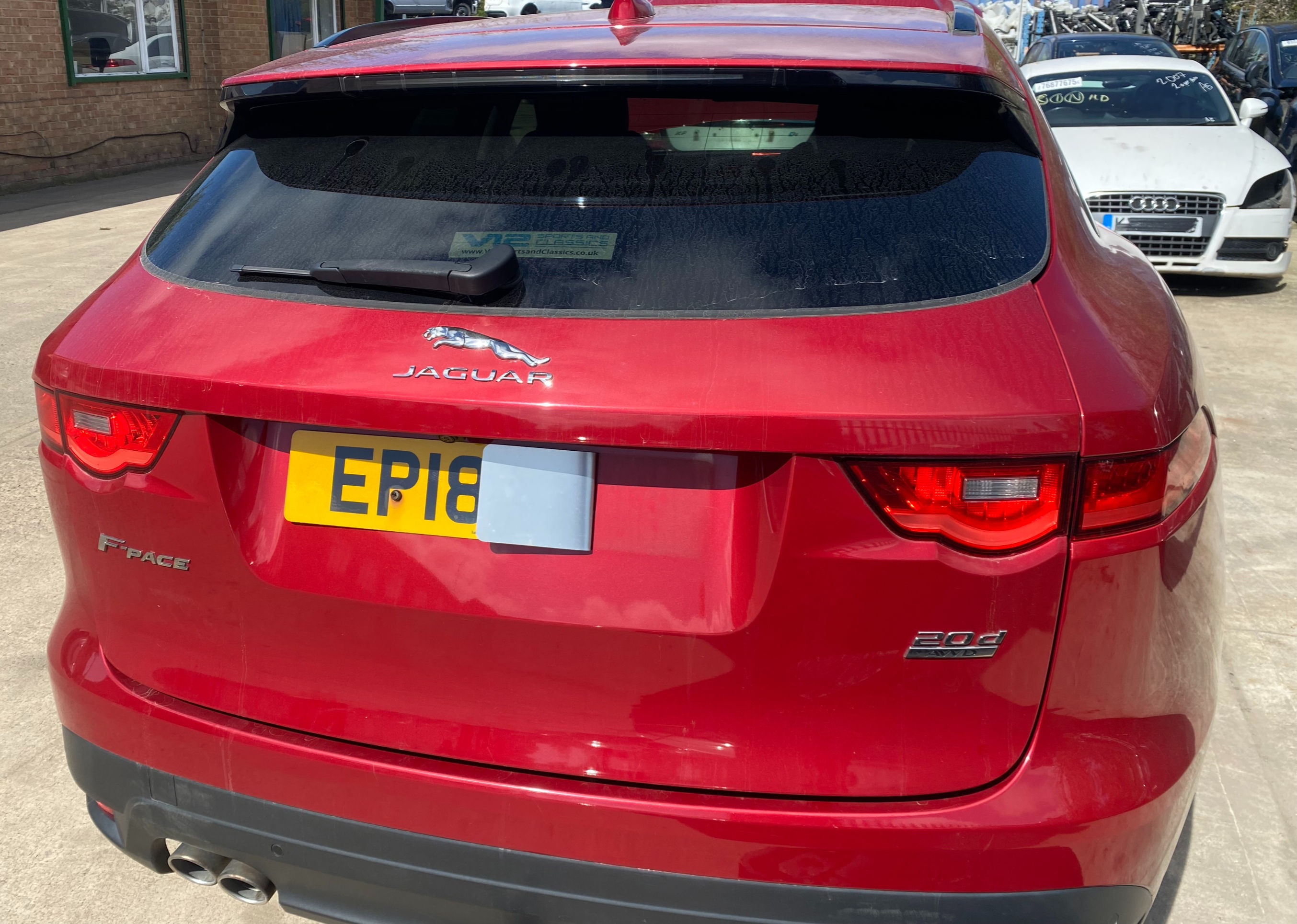 JAGUAR F-PACE REAR TAILGATE IN FIRENZE CAH T4A13309LML