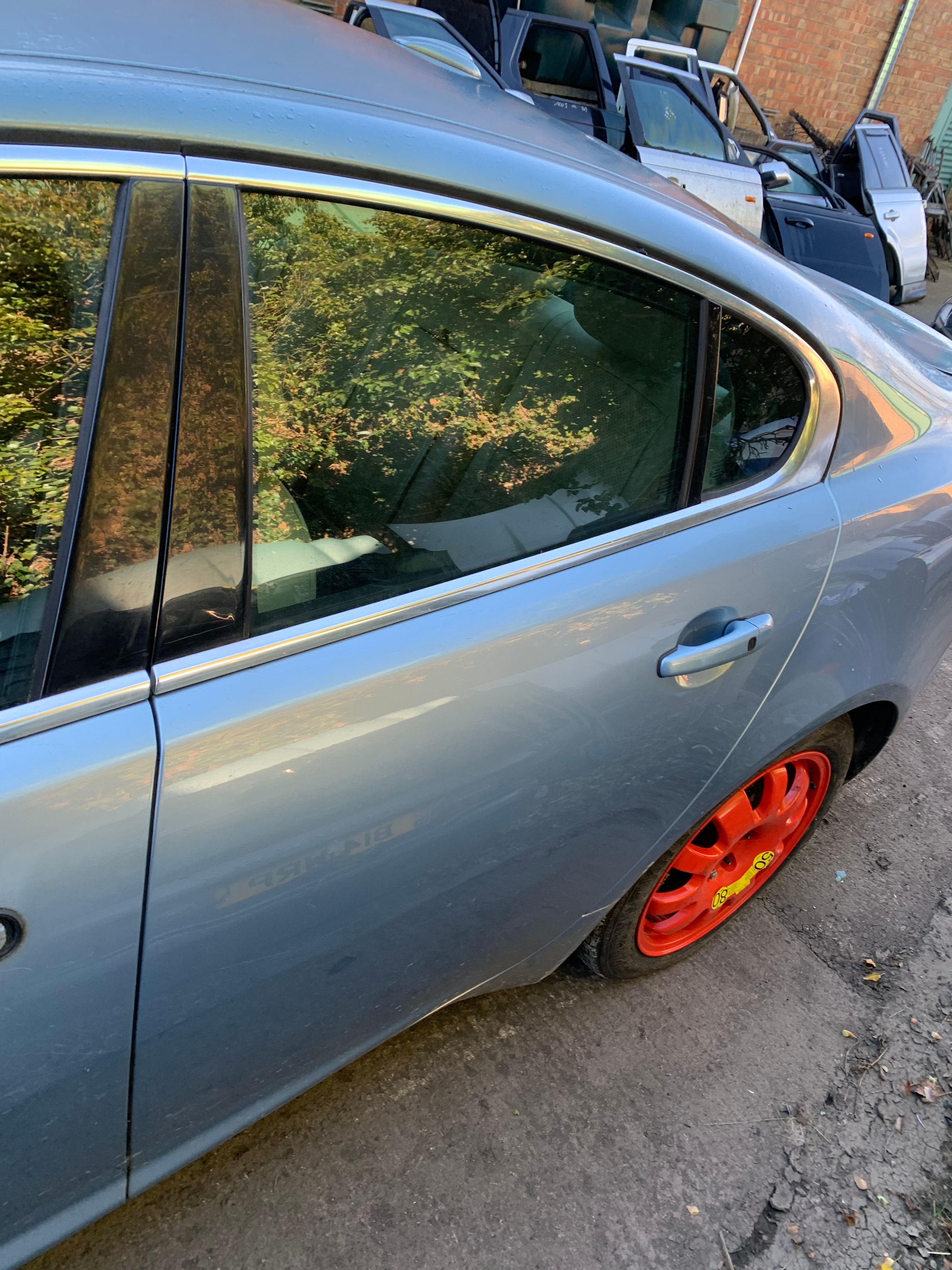 JAGUAR  XF Saloon LHR/NSR Door (FROST BLUE JJZ) C2Z2014