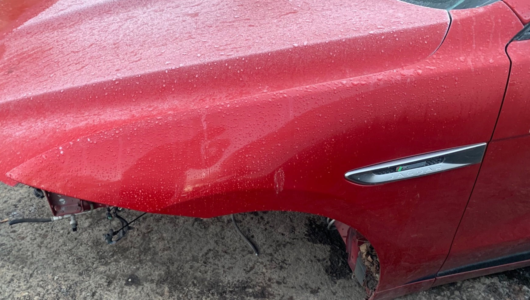 Jaguar F-Pace LH Wing Assembly T4A15477