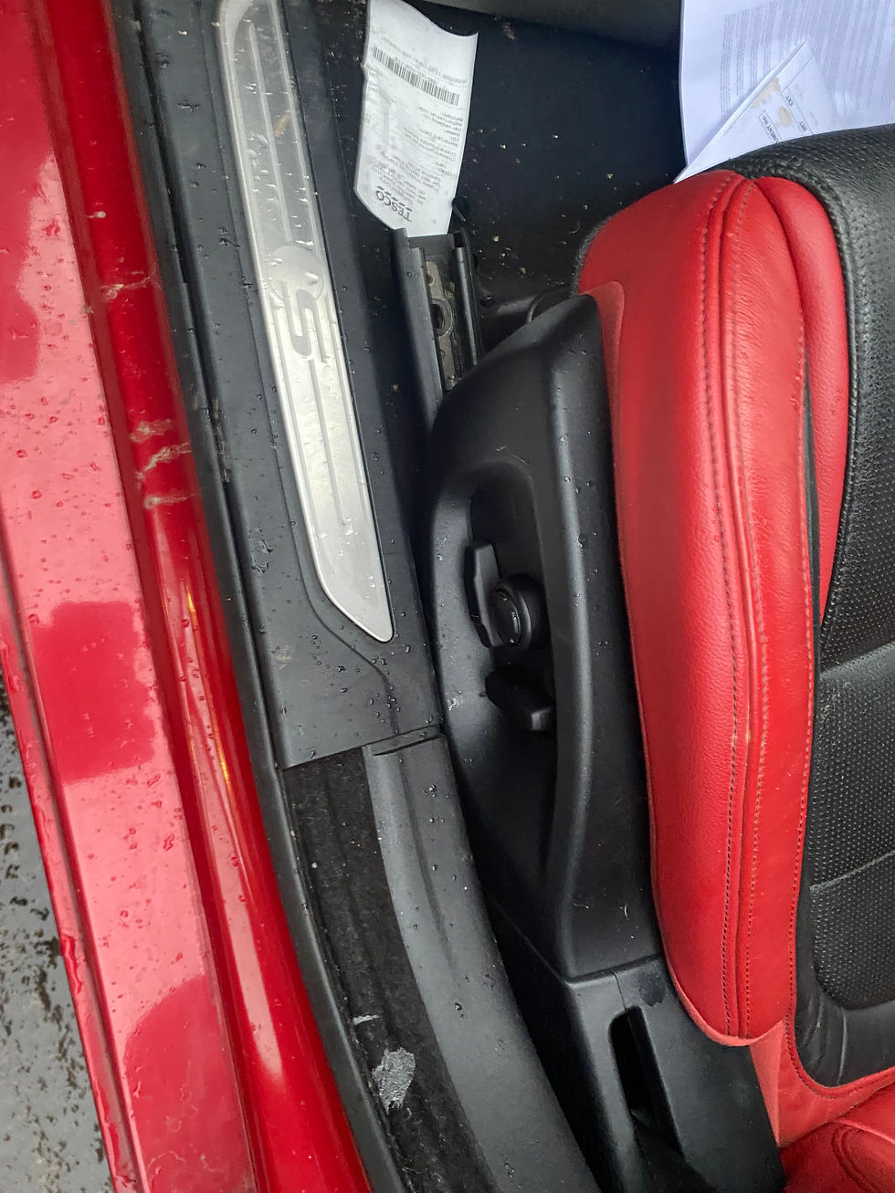 Miniatura: JAGUAR ALL NEW XF (X260) SEATS WITH DOOR CARDS(HEATED + COOLED) RED + BLACK