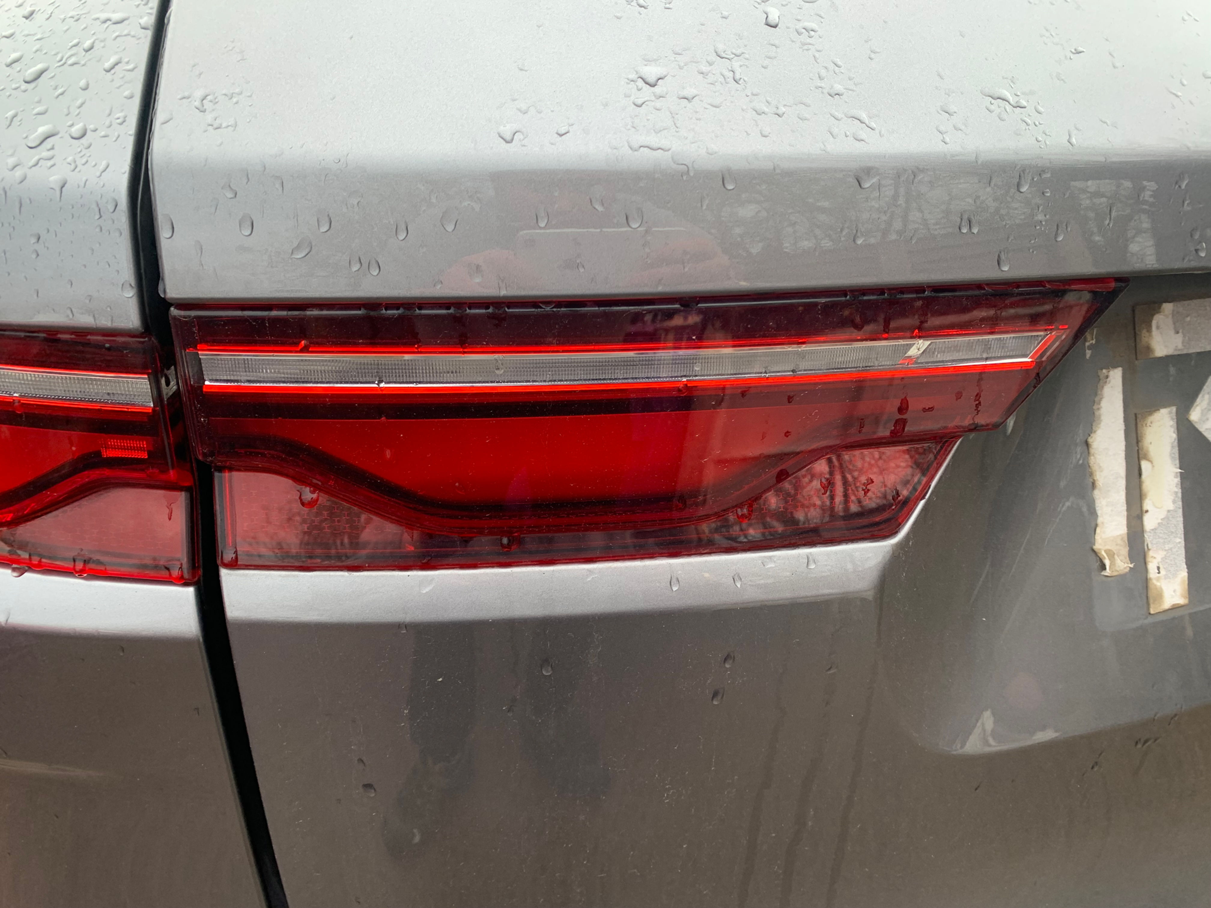 Jaguar F-Pace (Facelift) NSR Lamp On Boot Lid Assembly T4A36236