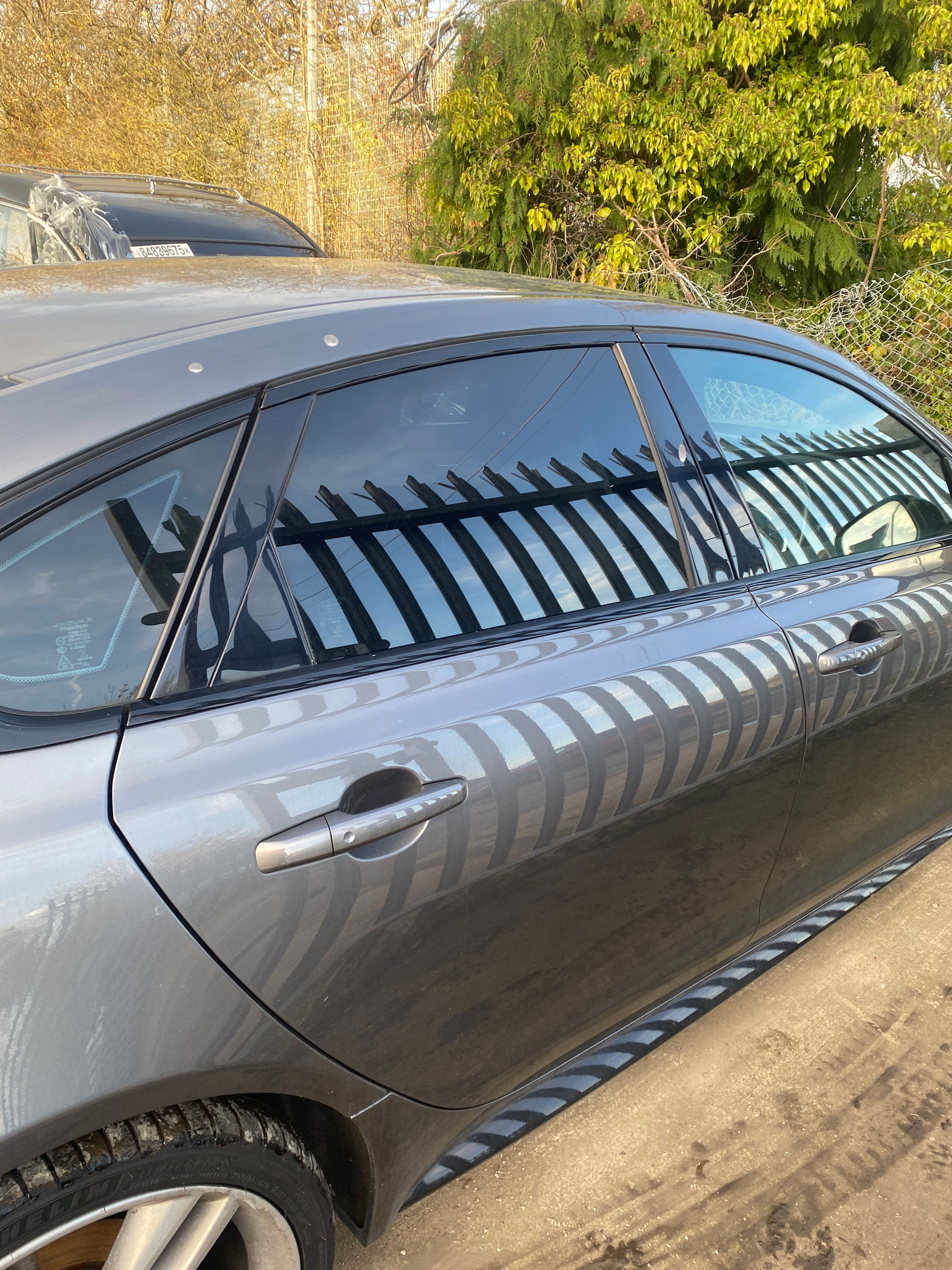 JAGUAR ALL NEW XF (X260) OSR DOOR ASSEMBLY (SALOON) CORRIS GREY LKH T2H35822