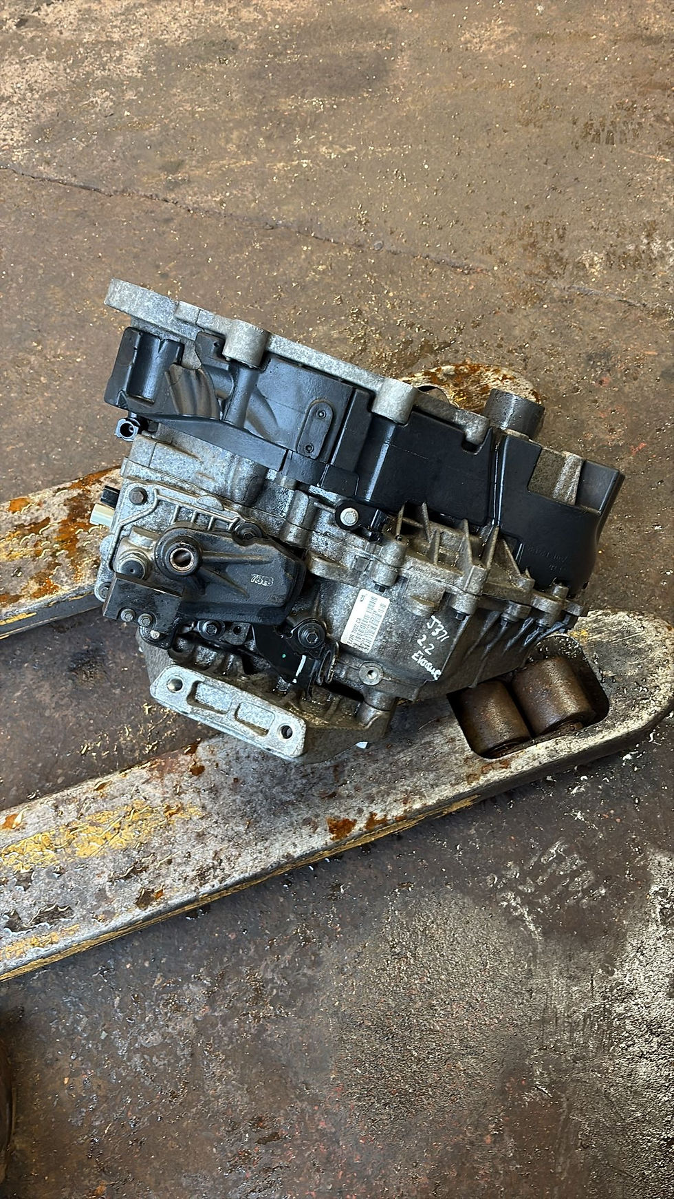 Miniatura: RANGE ROVER EVOQUE 2.2 6 SPD MANUAL GEARBOX EJ3R7002CA