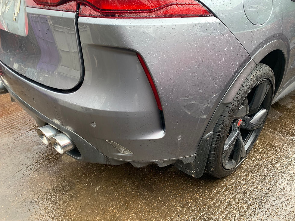 Miniatura: Jaguar F-Pace SVR Rear Bumper T4A39722LML