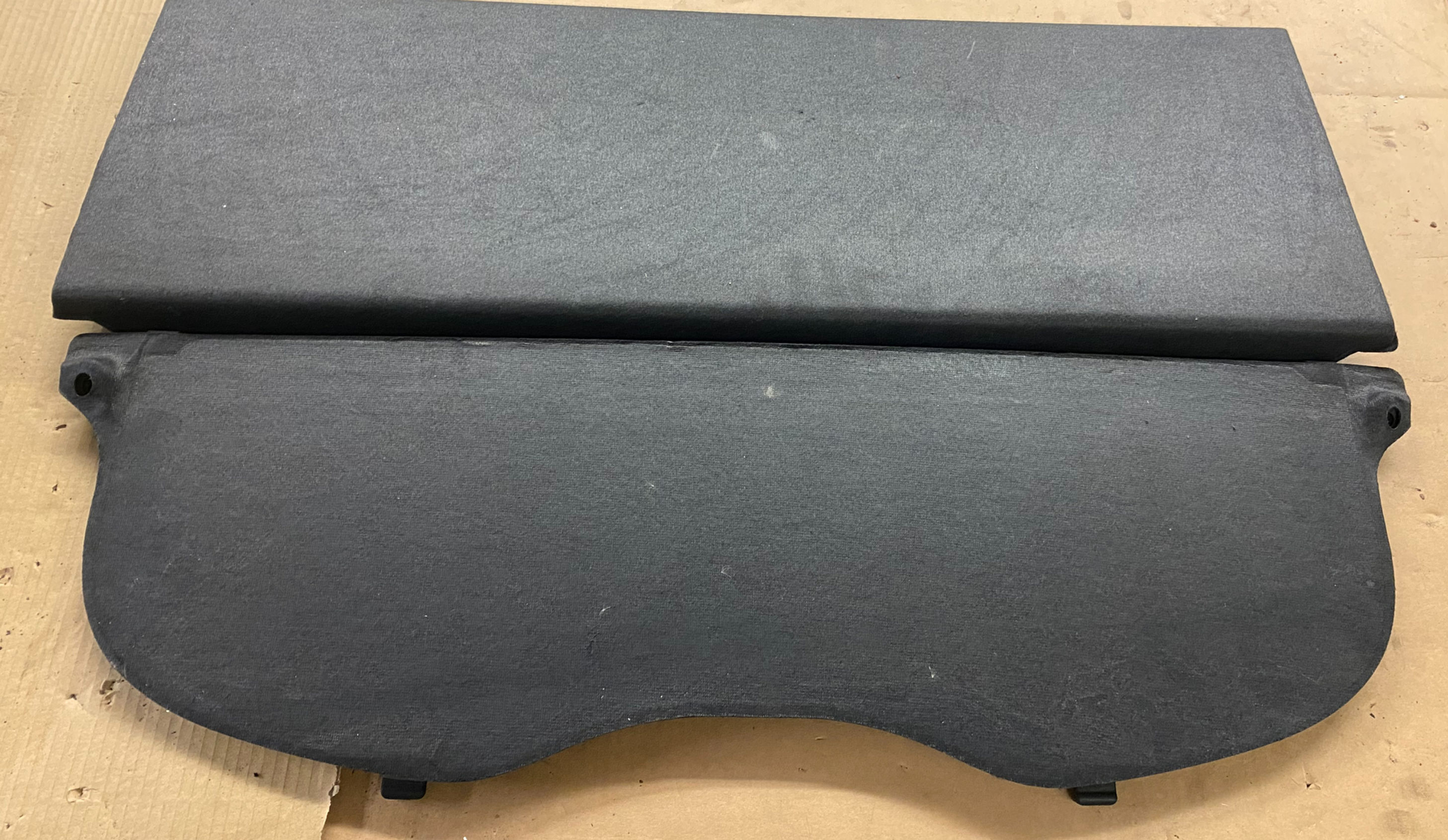 JAGUAR E-PACE (X540) REAR PARCEL SHELF & PARCEL BLIND (BLACK)
