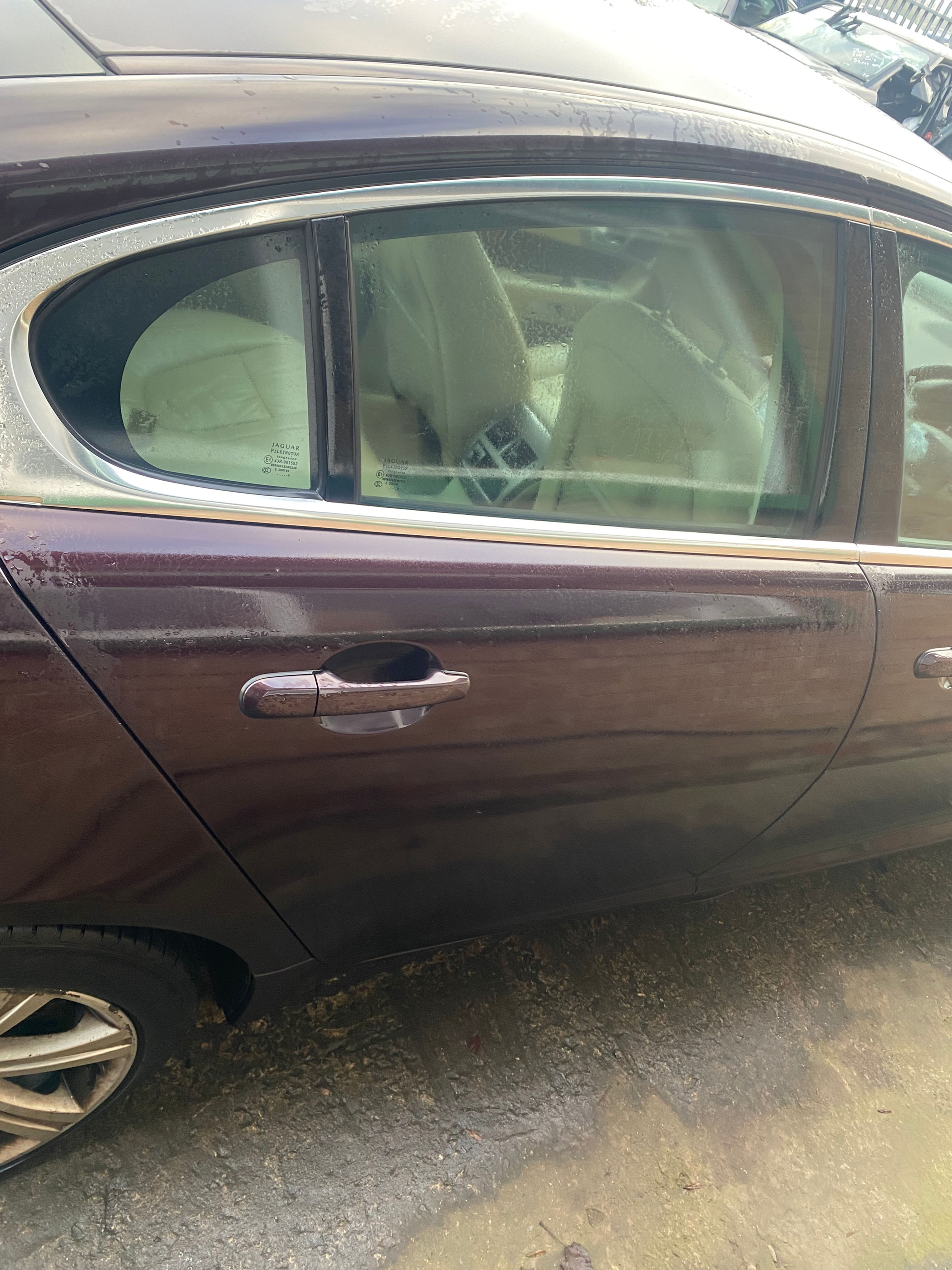 JAGUAR XF (2008-2015) (SALOON) OSR DOOR (CAVIAR CHP) C2Z2013