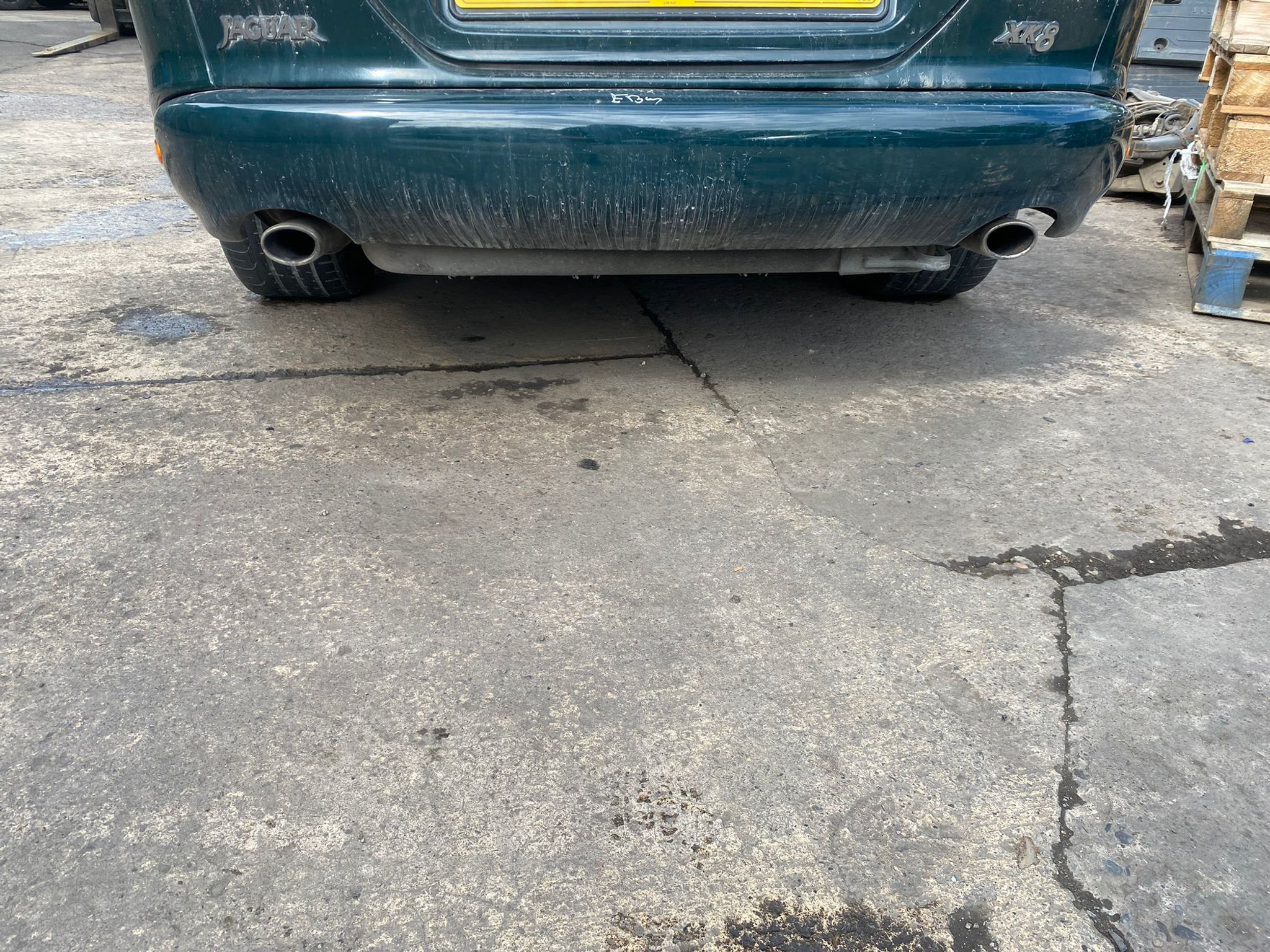 JAGUAR XK8 REAR BUMPER IN BRITISH RACING GREEN (HGD)