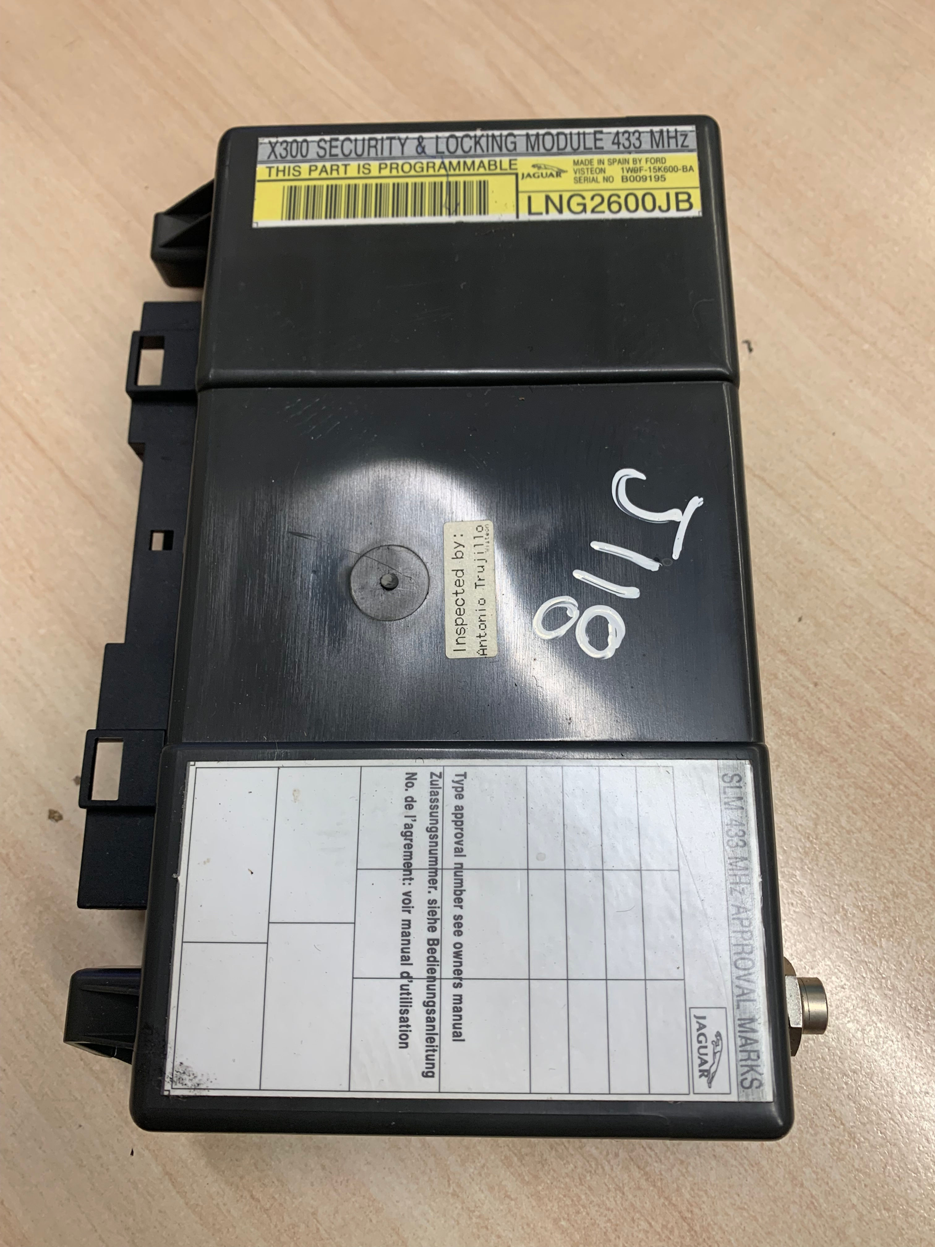 JAGUAR XJ8 (X308) SECURITY LOCKING MODULE LNG2600JB