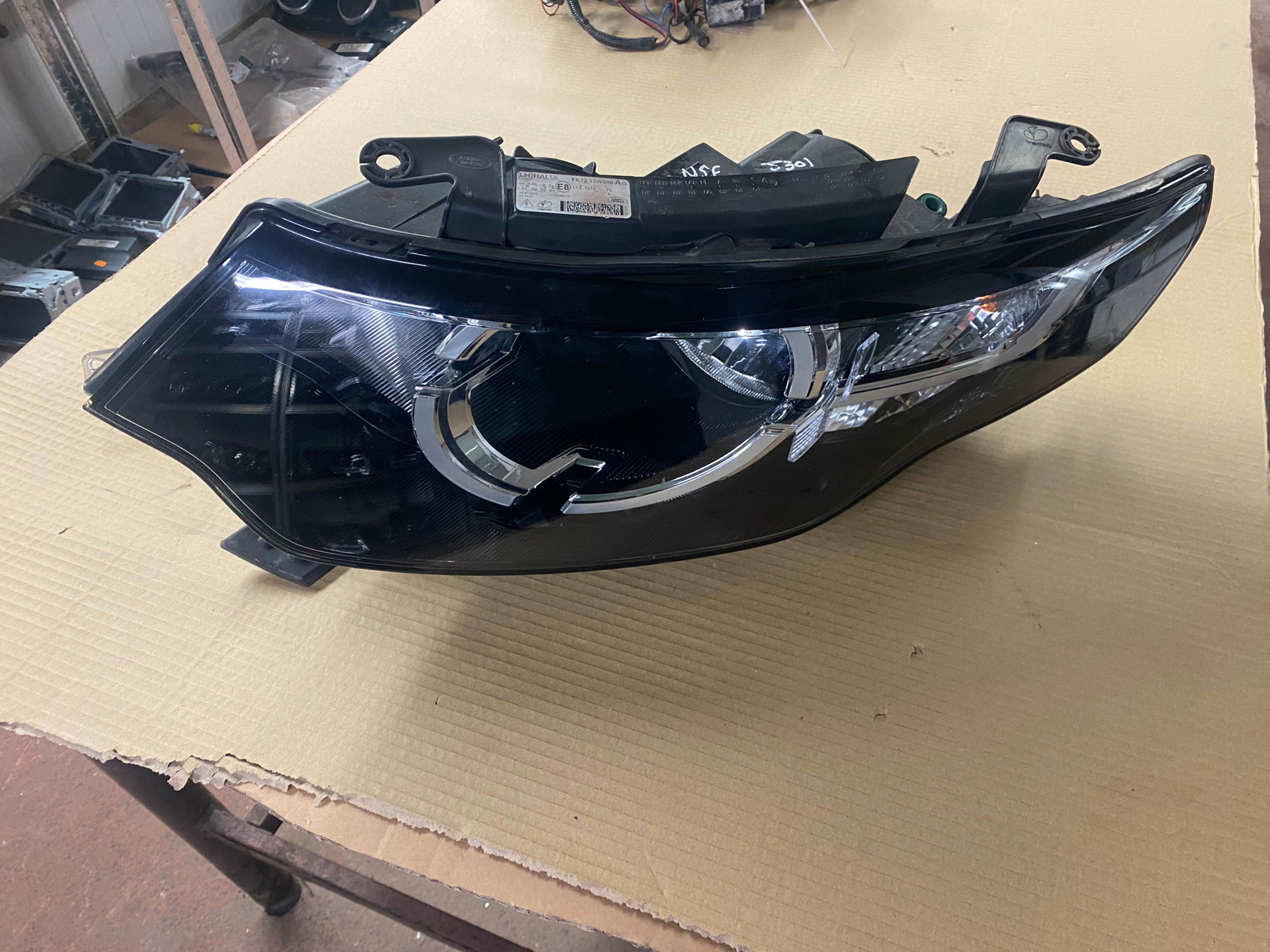 LANDROVER DISCOVERY SPORT LH HEADLAMP ASSEMBLY (HALOGEN) FK7213W030AG