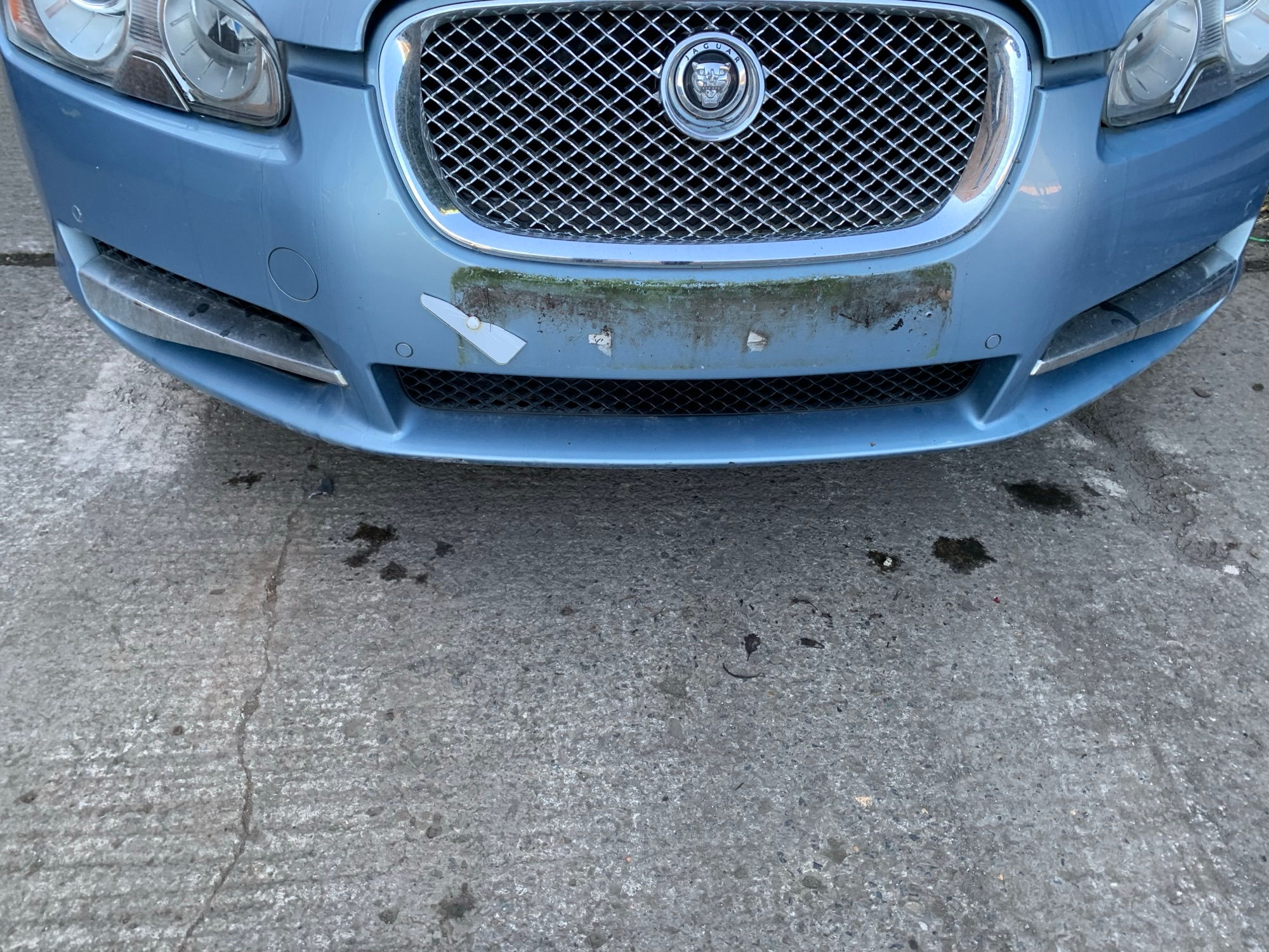 JAGUAR XF (EARLY) 2008-2011 FRONT BUMPER (FROST BLUE JJZ) C2Z8837XXX (NON SPORT)