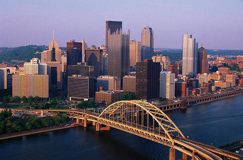Downtown-Pittsburgh-Pennsylvania-Fort-Pitt-Bridge-Monongahela.jpeg