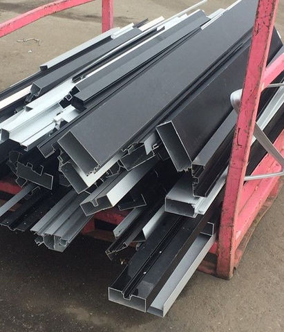A pile of steel and metal bars