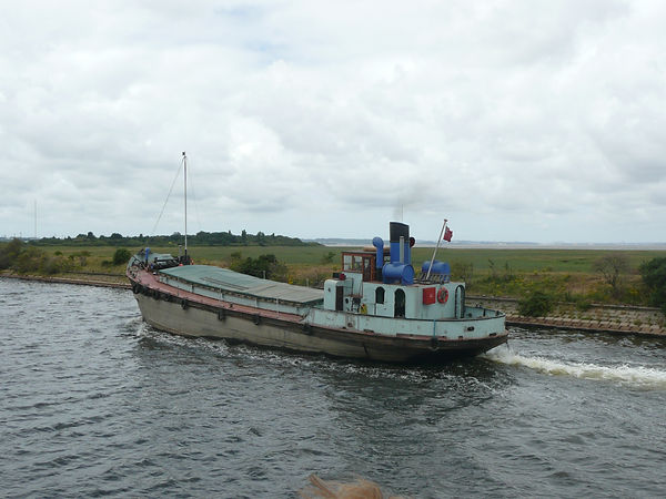 27 Grain barge.JPG