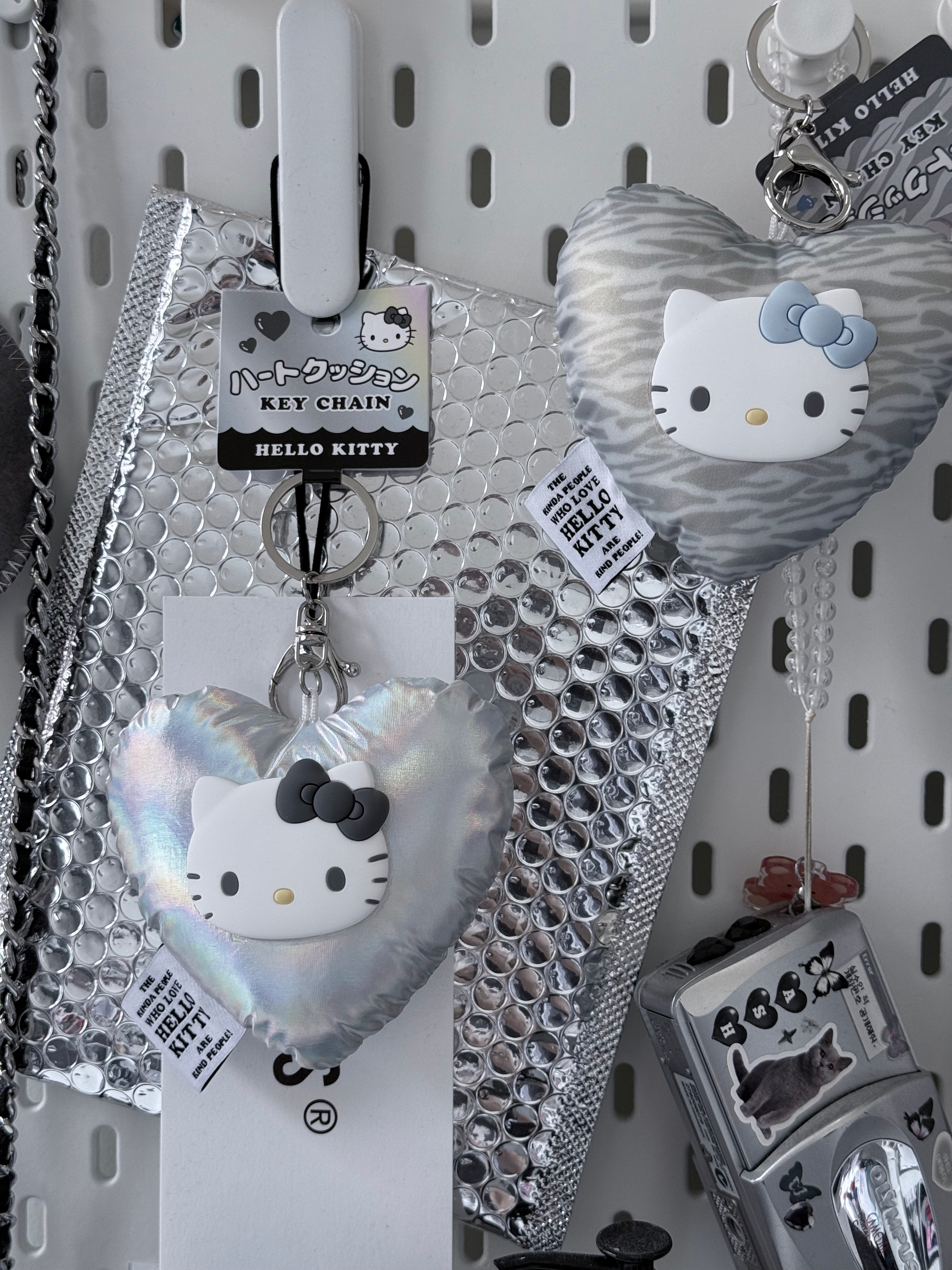 [現貨] SANRIO ♡ HELLOKITTY 心心吊飾