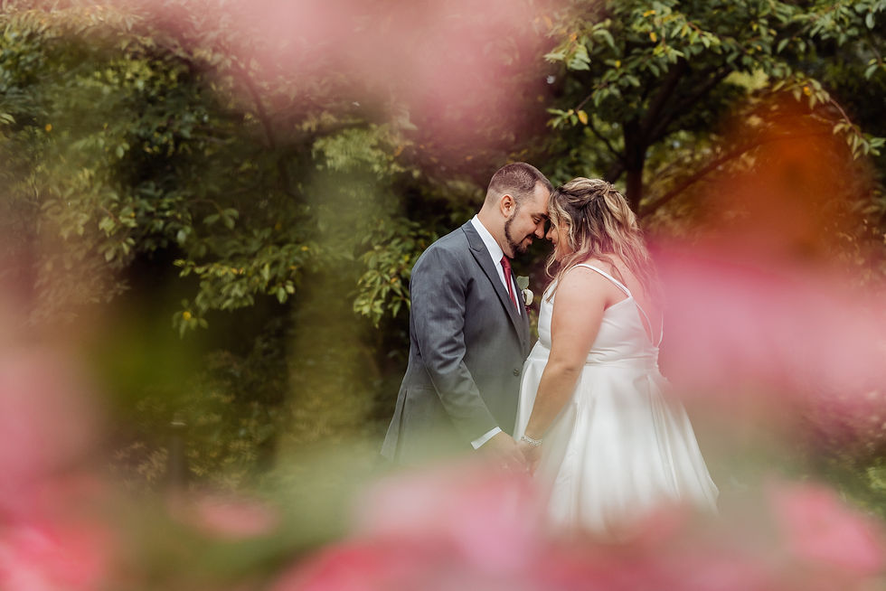 Bride and groom formal photo at Farmington Gardens