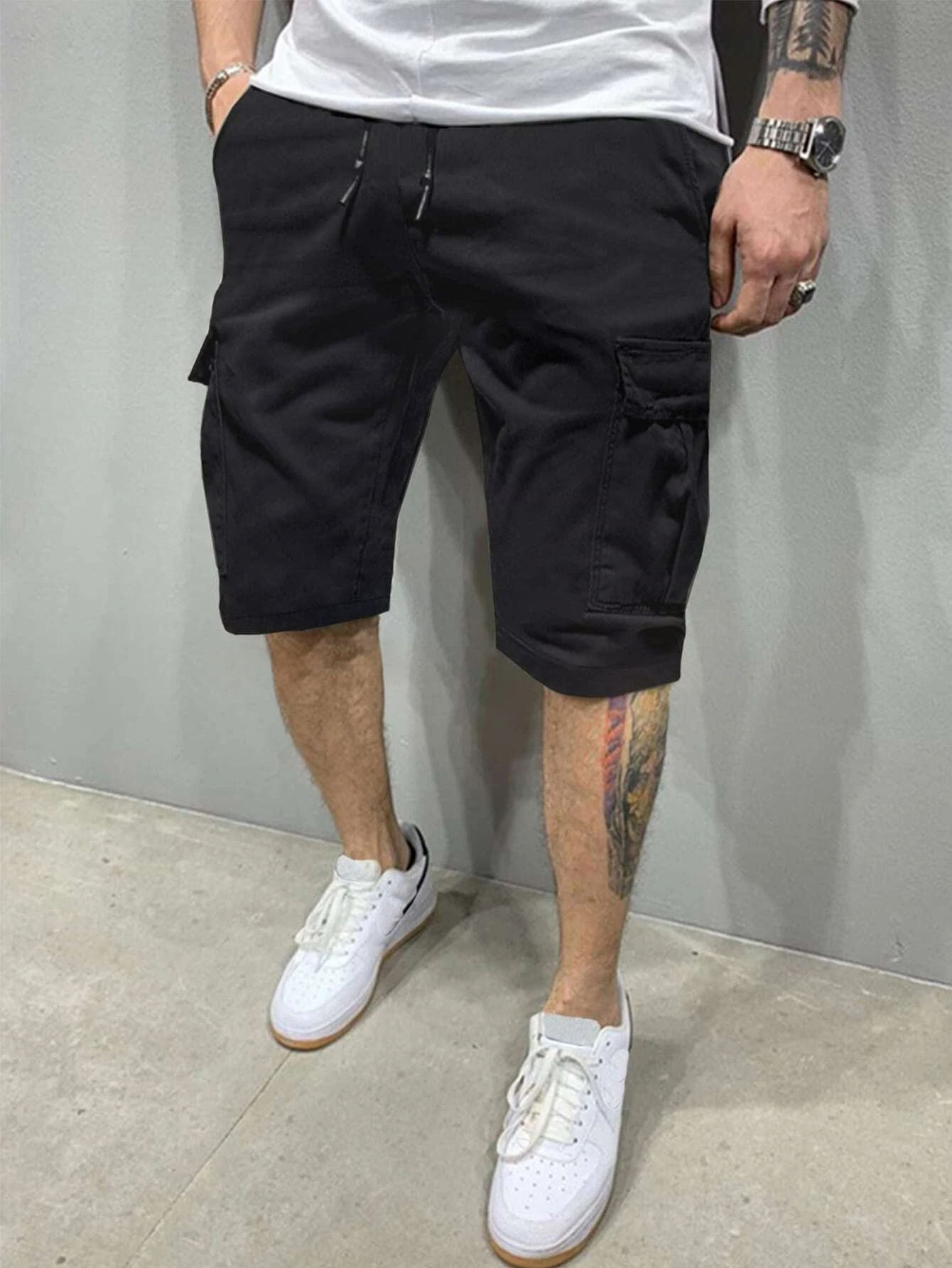 Casual men's five-inch shorts, workwear style, loose and straight-cut, trendy br