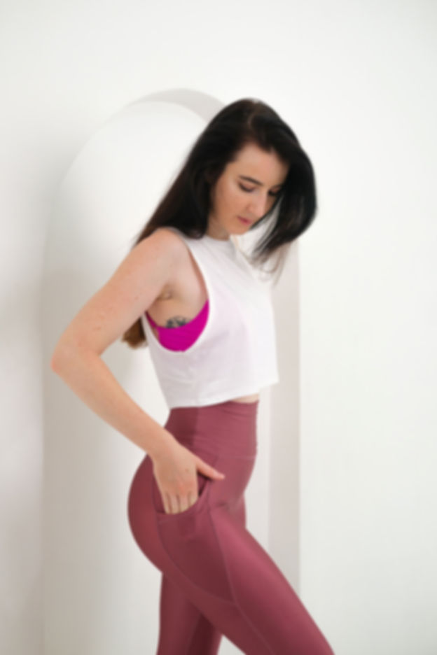Essential Crop Top - White