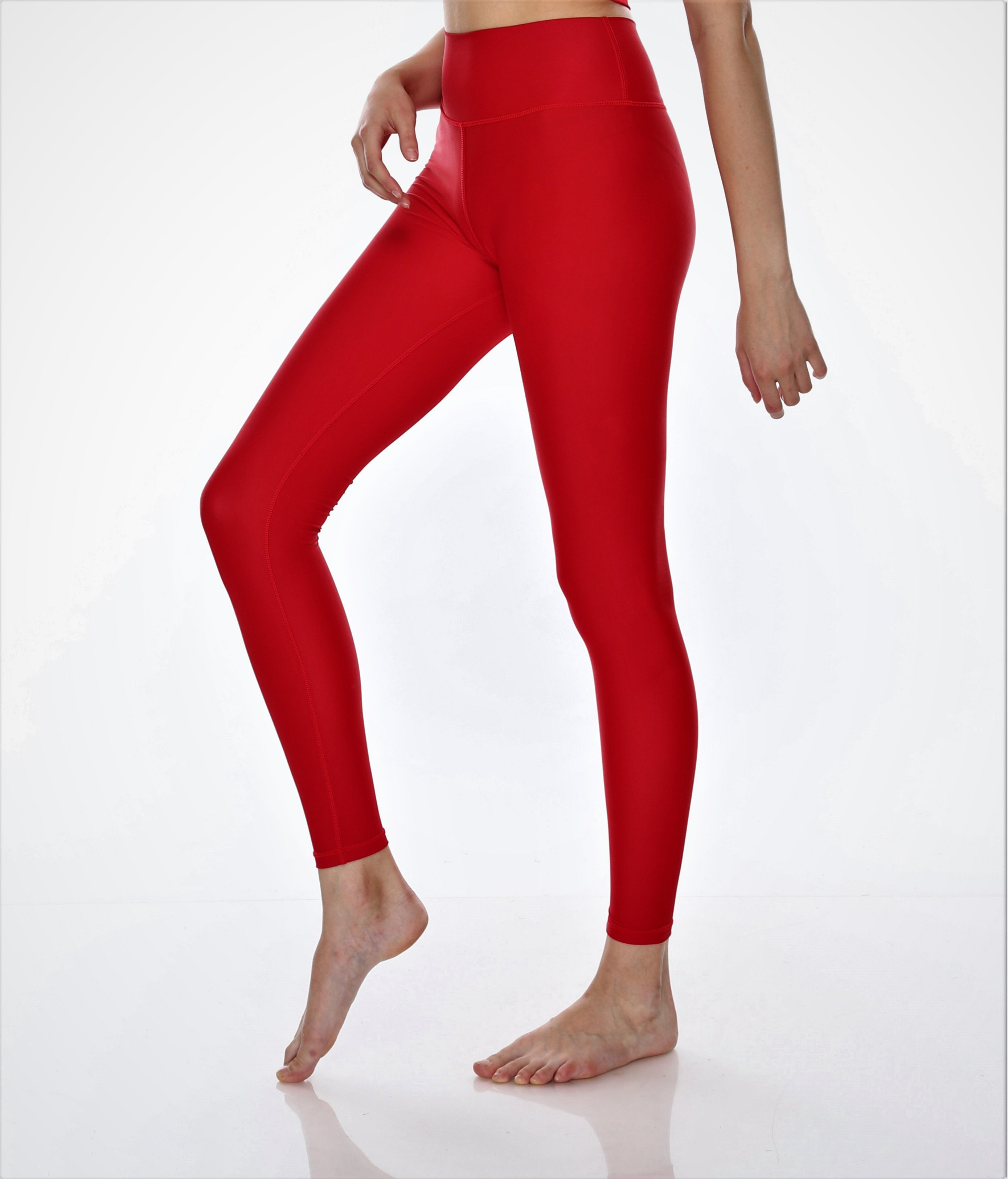 Medium Waisted Legging Solid in Red