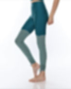 Ruched Side Medium Waisted Legging in Forest green/Algae