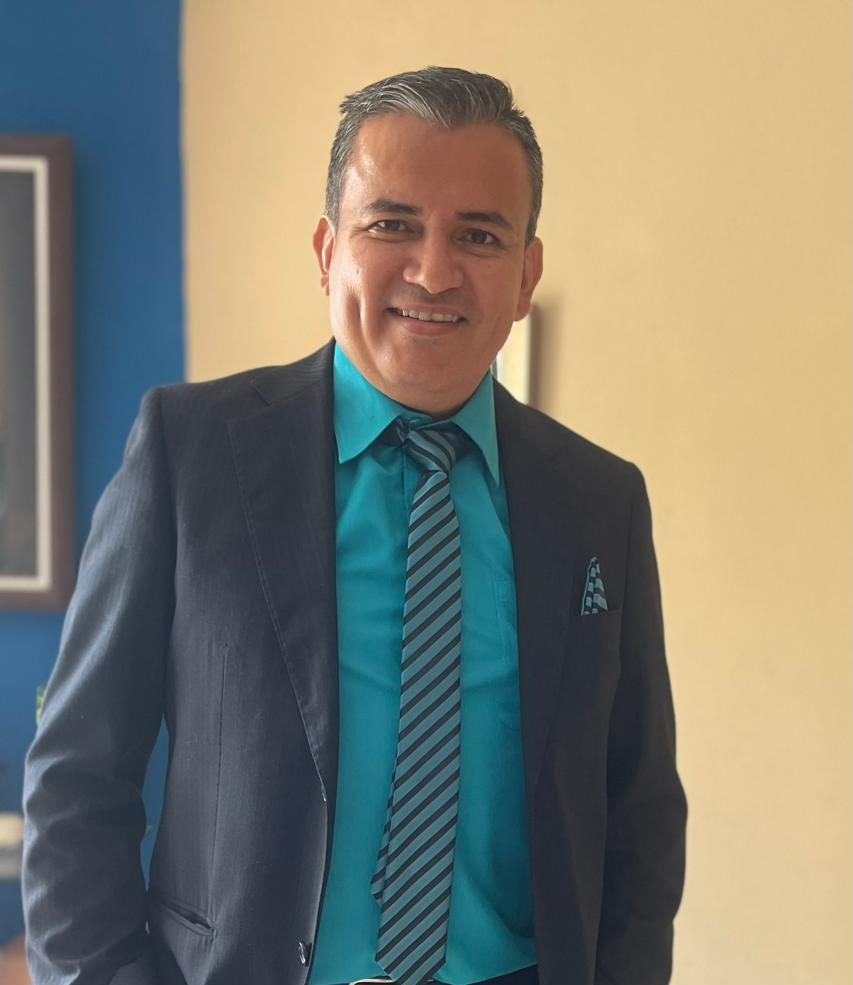 Writer: Deivis Ovares Morales