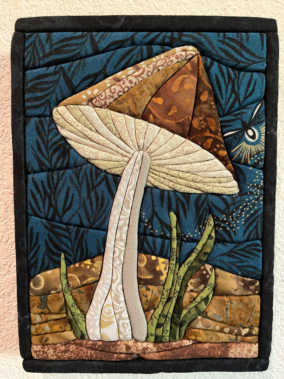 Thumbnail: Mushroom magic - Kinusaiga fabric art 
