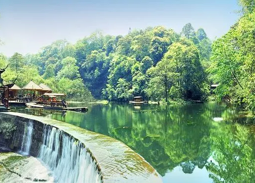 Le Mont Tiantai (天台山 tiān tái shān)