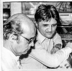 વિનાયકભાઈ સાથે નિખિલ (1982)