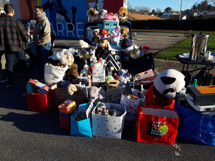 rassemblement-hasparren-noel-soupapesetpistons-2025 (1.2)