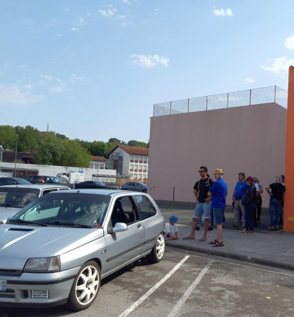 rassemblement-vehicules-anciens-hasparren-aout-2026 (32)