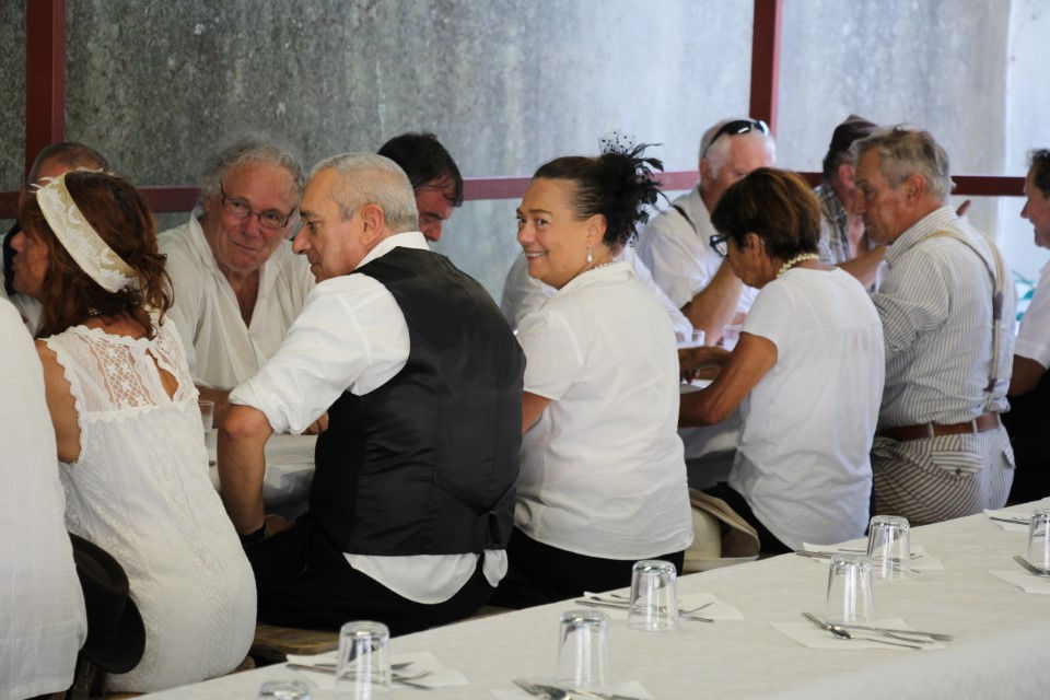 exposants-et-public-club-soupapes-et-pistons-lehengo-hazparne-2025 (14)