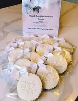 Thumbnail: Personalised Biscuit Favours