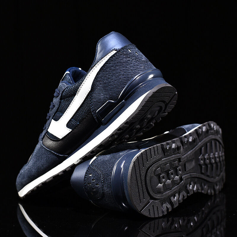 Thumbnail: Men Fabric Leather Splicing Casual Running Shoes 