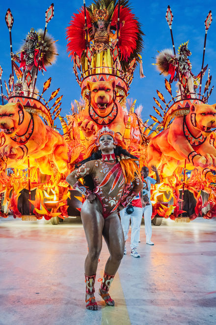 2510_Desfile Viradouro 2024_Renata Xavier Fotografia