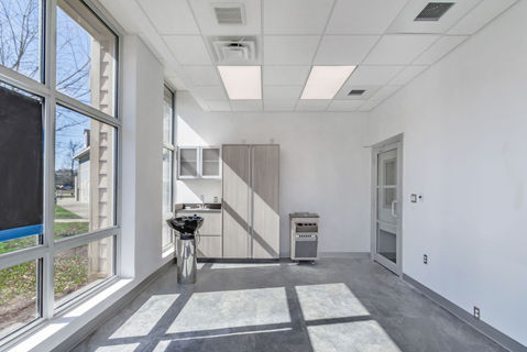 14-J.M. Scott Construction_Sola Salon_After Images.jpg