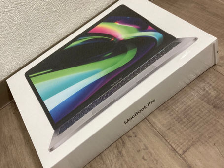 熊本市中央区のお客様から。新品未開封MacBook Proの買取です^_^