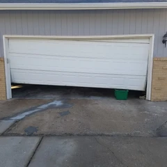 Garage Door Repair in St. Paul