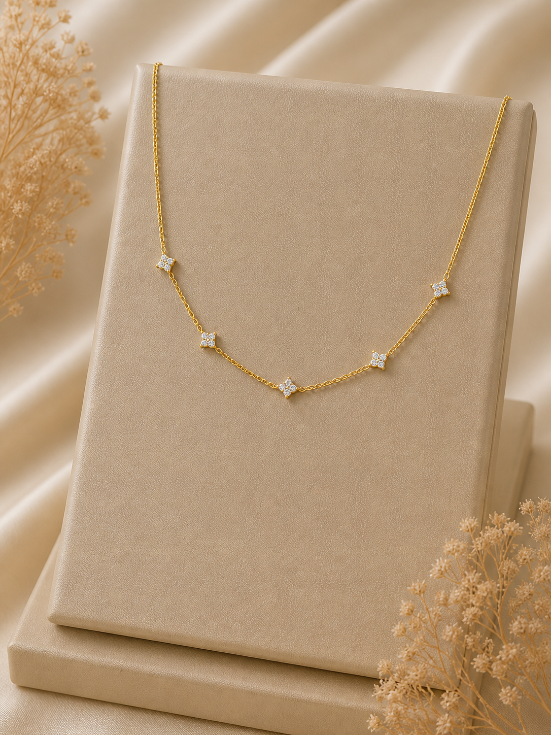 Petite Lumière Choker (Gold)