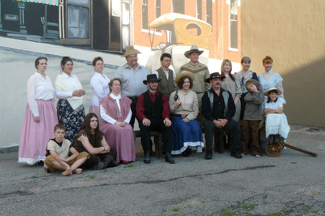 Annie Get Your Gun, Cast Picture.JPG