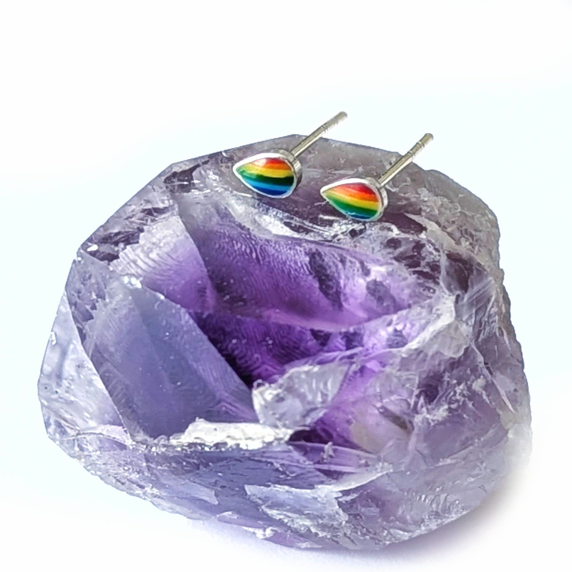 Silver mini rainbow raindrop studs