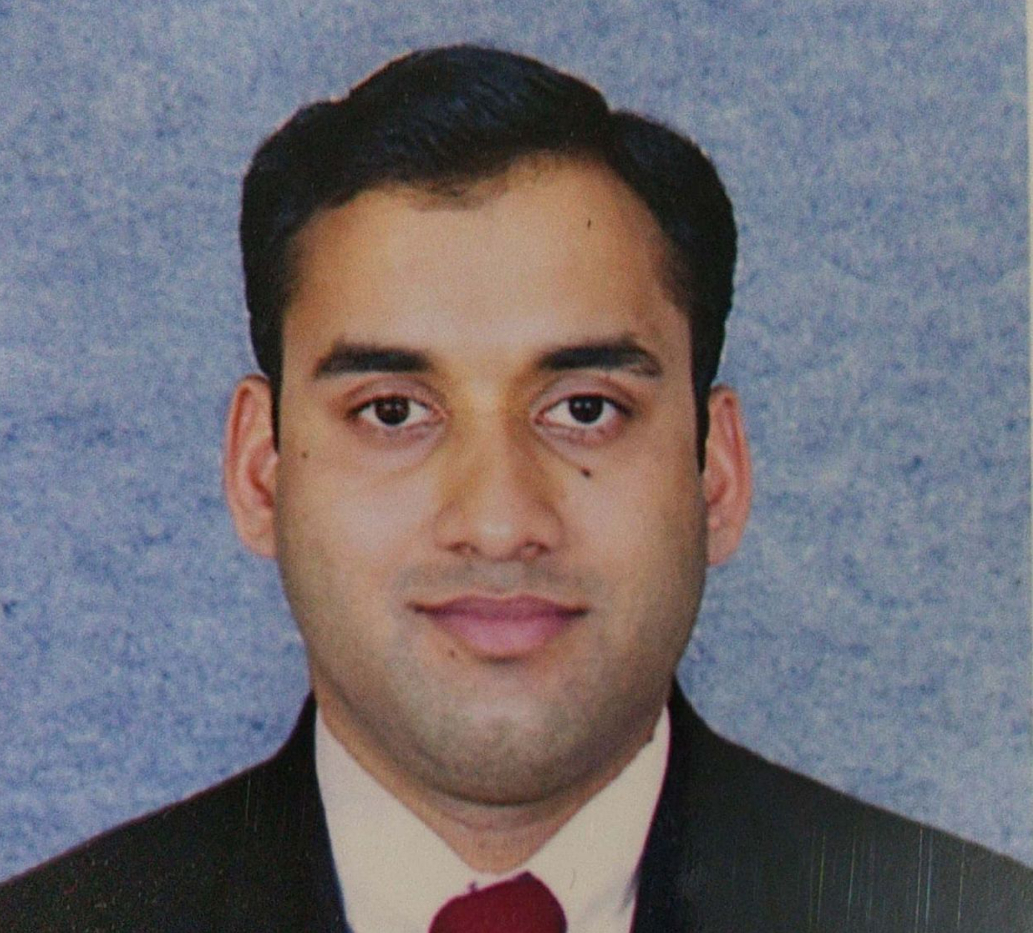Dr. Amol Gupta