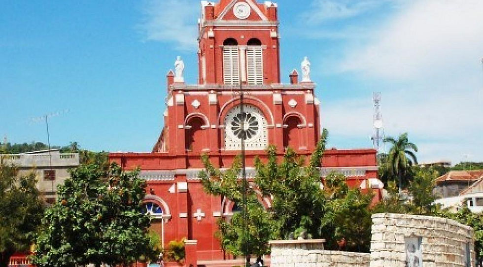 La Cathédrale Saint-Louis Roi de France constitue l’un des principaux repères religieux et historiques de Jérémie.