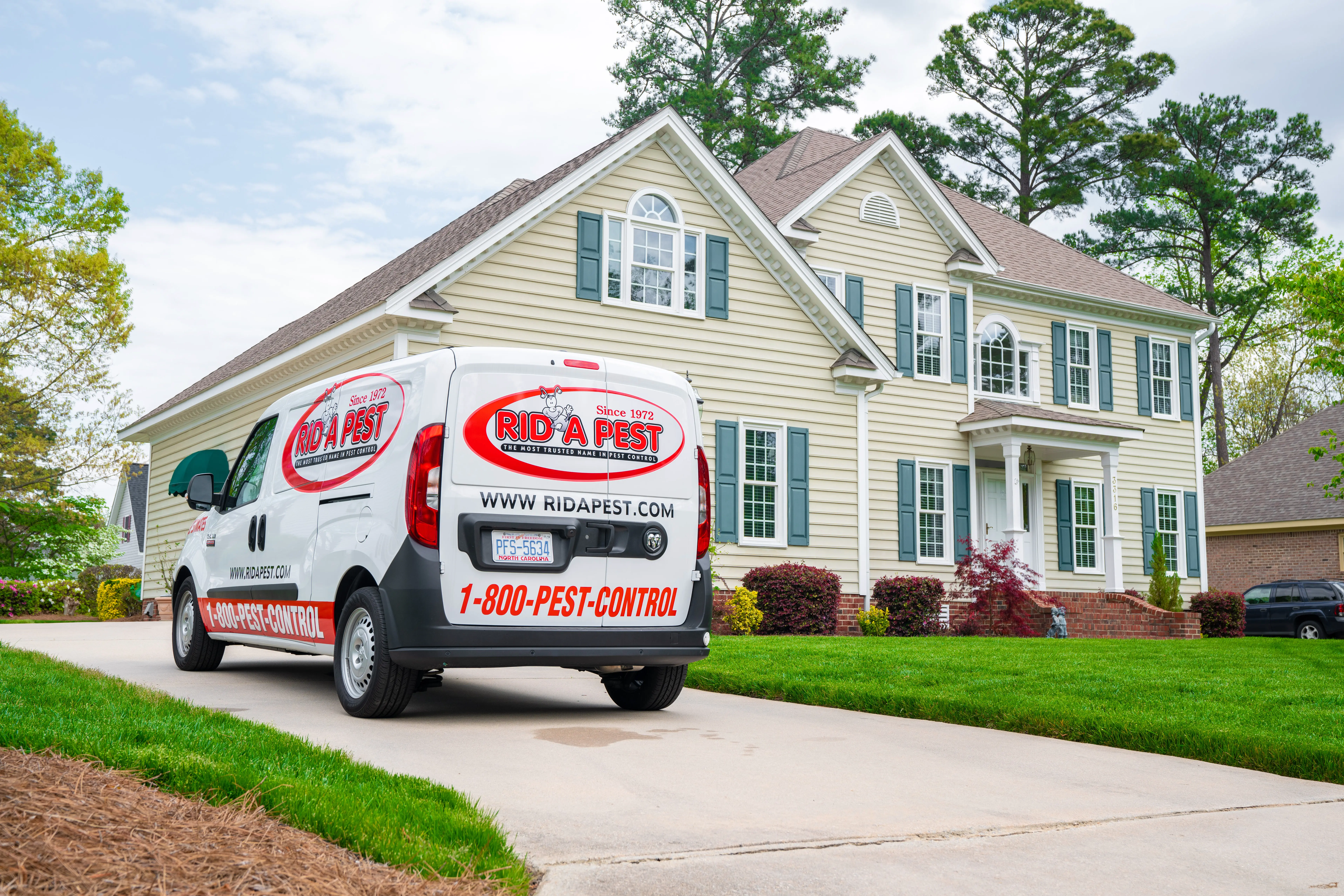 RID A PEST SERVICING HOUSE 2(1).webp