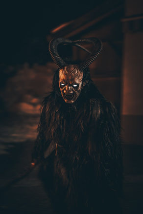 DEMONS, DAEMONS, DIFFERENCES?